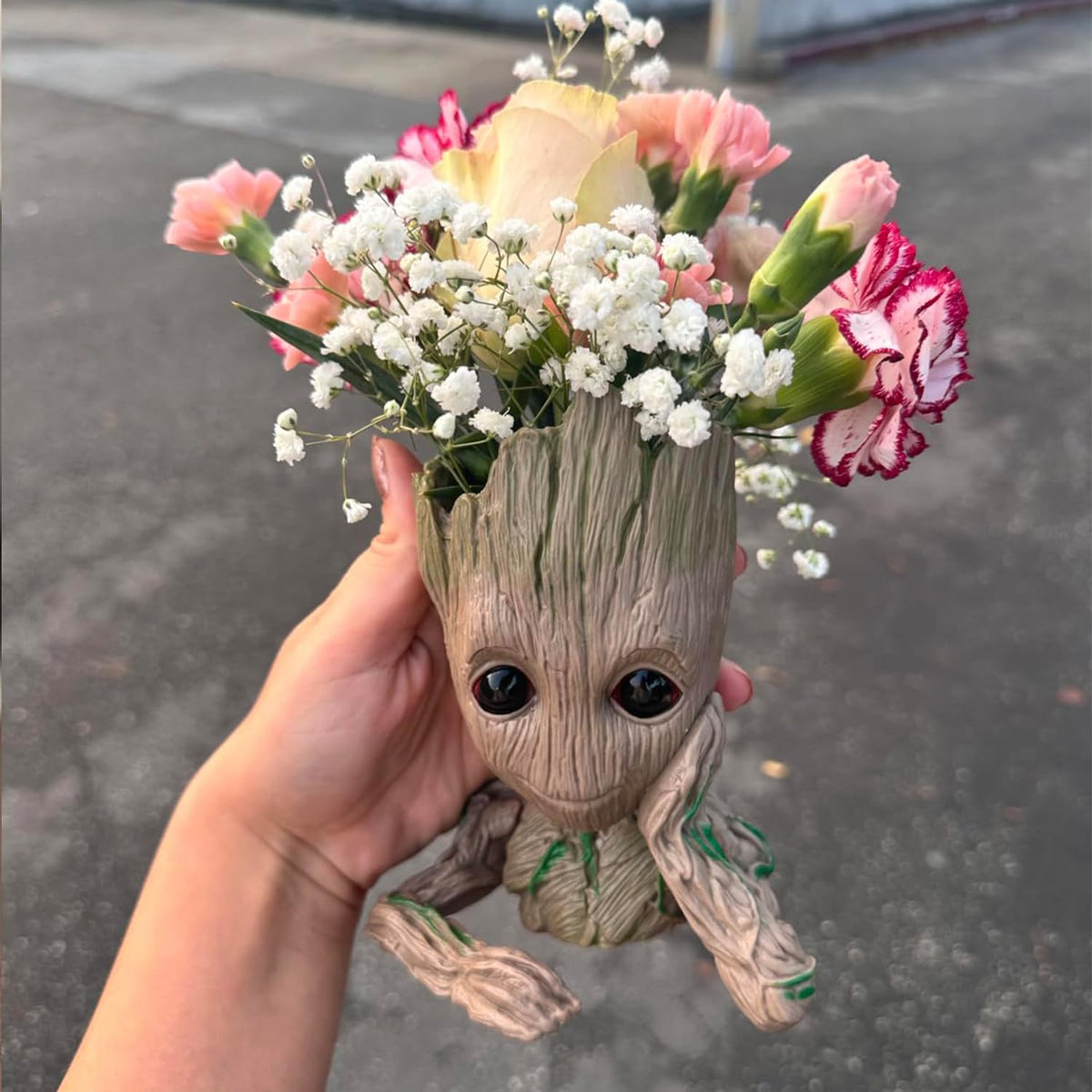 ZUSONUD Groot tree man flower pot showcasing tiny succulents beautifully