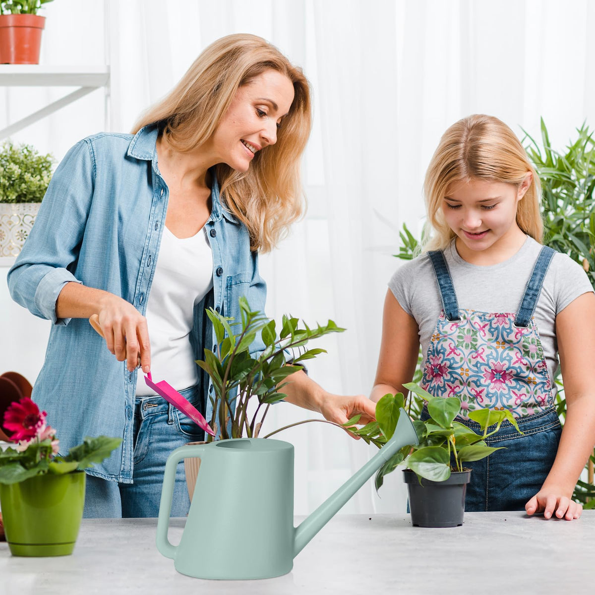 ZXJ Grip light green finish adds style to any planter setup.